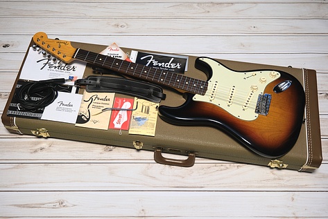 Fender American Vintage '62 Reissue Hot Rod Stratocaster Burst 2012
